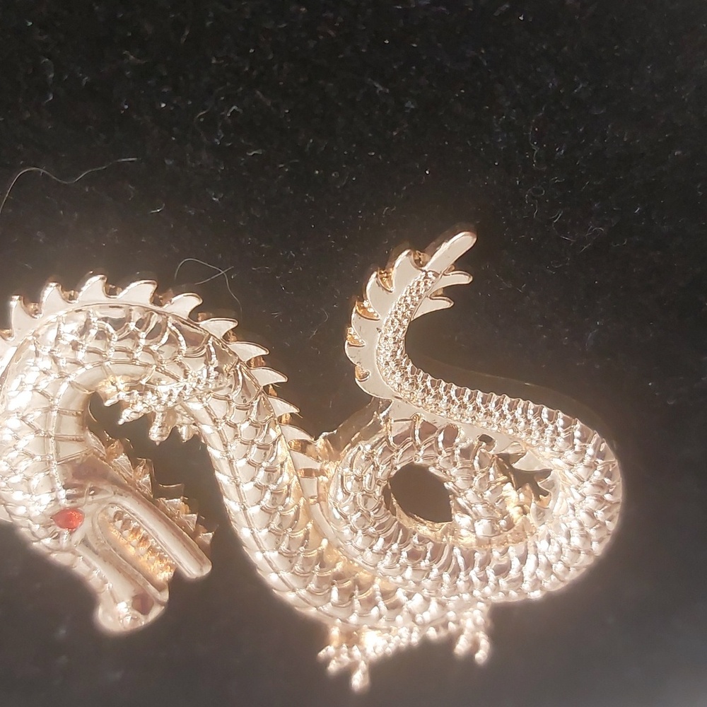 Gold Toned Red Eye Dragon Fashion Costume Long Necklace - Picture 6 of 16